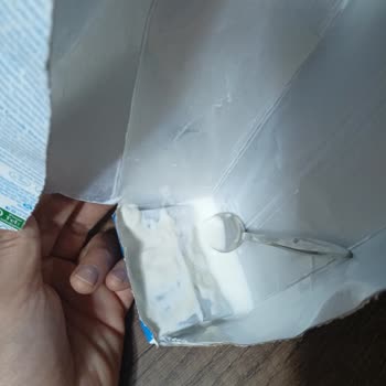 Pınar Sütün Alt Kısmının Sararmış ve Katılaşmış Olması