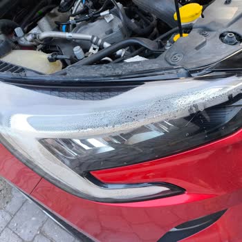 Renault Clio 1.0 Touch Sağ Ön Farda Garanti Sonrası Nemlenme Ve Mağduriyet