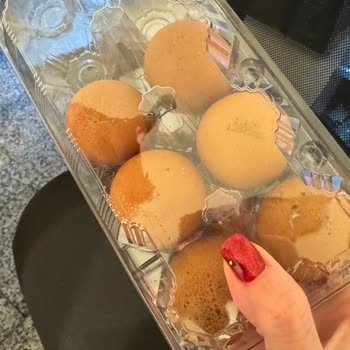 Son Kullanma Tarihi Geçmemiş Yumurtada Hijyen Sorunu Ve Güven Kaybı Yaşadım