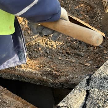 Elektrik Çalışmasında Kanalizasyon Bacasına Verilen Zarar Ve Onarım Talebi