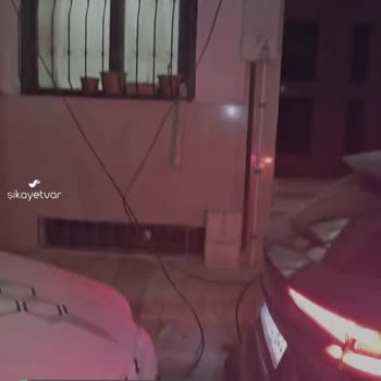 Türk Telekom Hayati Risk Oluşturan Kopmuş İnternet Kablosunun 3 Aydır Onarılmaması!
