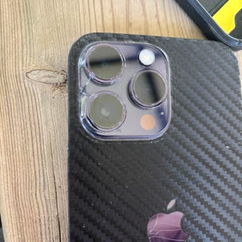 Spigen Kılıf Korumadı: Tek Düşmede İphone 14 Pro Max'in Arka Kapağı Kırıldı
