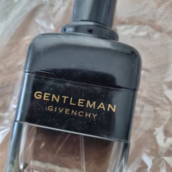 Givenchy Parfüm lief aus, Boyner lehnt Reklamation ab