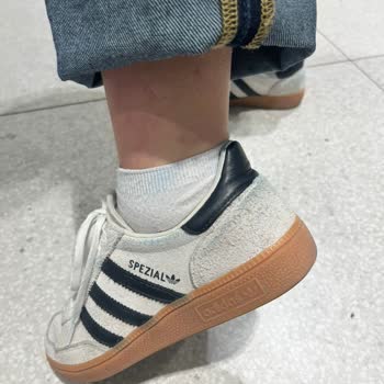 Mango Pants Damaged My Shoes Due to Fabric Dye Bleeding