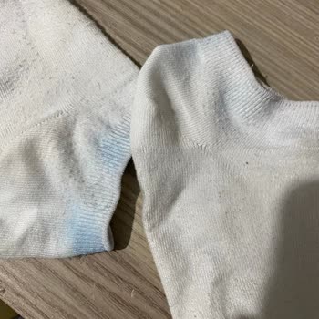 Mango Pants Damaged My Shoes Due to Fabric Dye Bleeding