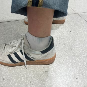 Mango Pants Damaged My Shoes Due to Fabric Dye Bleeding