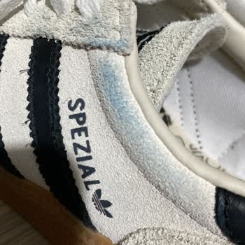 Mango Pants Damaged My Shoes Due to Fabric Dye Bleeding