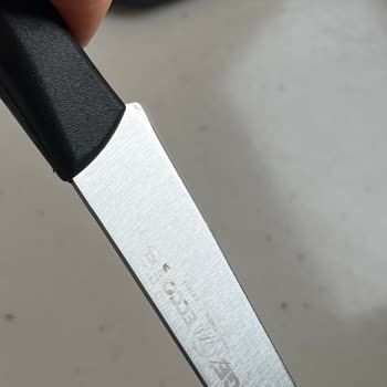 Pirge Bıçak Setinde Kısa Sürede Paslanma Sorunu Ve Kullanılamaz Hale Gelmesi