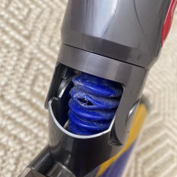 Dyson V15 Lazer Başlık Hortumu Hızla Aşınıyor, Destek Yok