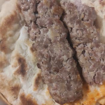 Yanık Ve Çiğ Gelen Yemeklere Rağmen Ücret İadesi Yapılmadı