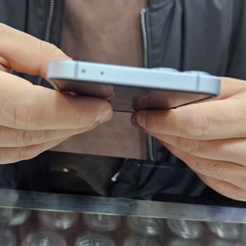 Z Flip 6 Ekran Arızası Garanti Kapsamı Dışında Bırakıldı