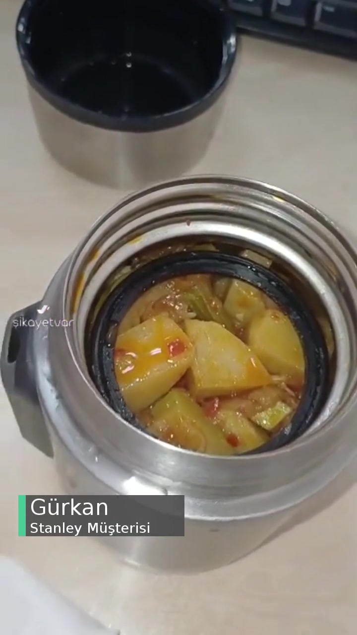 Stanley Yemek Termosumun Kapağı Sıkıntı! videonun kapak resmi