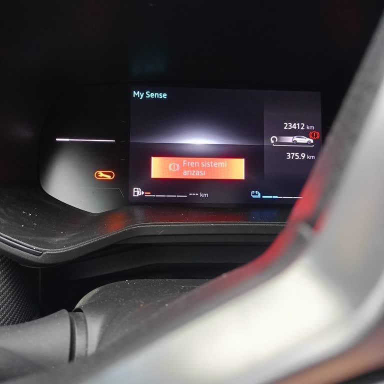 Renault Clio E-Tech Alpine Fren Arızası Ve Tekrarlayan Servis Mağduriyeti