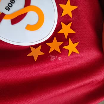 GS Store'dan Lekeli Ve Kalitesiz Forma Teslimatı Sonrası Hayal Kırıklığı