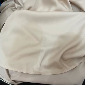 Lekeli Ürün Ve İlgisiz Müşteri Hizmetleri Nedeniyle Mağduriyet Yaşadım