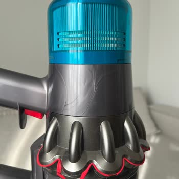 Dyson V15’in Kırmızı Contasındaki Deformasyon Ve Çözüm Sunulmaması Mağduriyet Yaratıyor