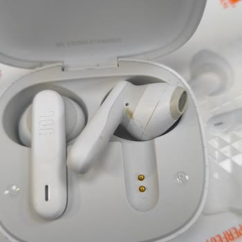 Teknik Servisten Hijyen Kurallarına Uymayan Kulaklık Teslimatı