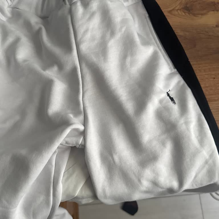 Mont Siparişi Yerine Pijama Gönderdiler Paramı İade Etmiyorlar