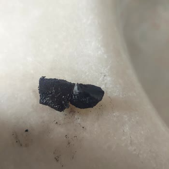 Hepsiburada Kakaolu Fındık Kremasında Siyah Yabancı Madde Endişesi!