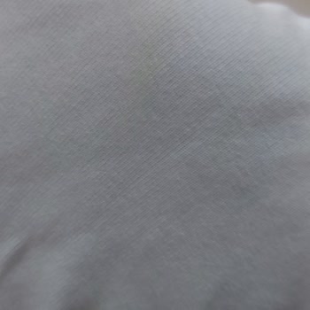 Parfüm Kıyafetlerimde Sarı Lekeler Bıraktı, Maddi Zararım Karşılanmadı