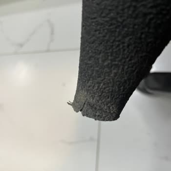 Gön Deri Aldığım Çizmenin Topuğu Kısa Sürede Parçalandı, Çözüm Ve Bilgilendirme Bekliyorum