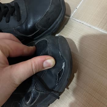 5 Ayda Açılan Ayakkabı Ve Ret Edilen İnceleme Büyük Hayal Kırıklığı