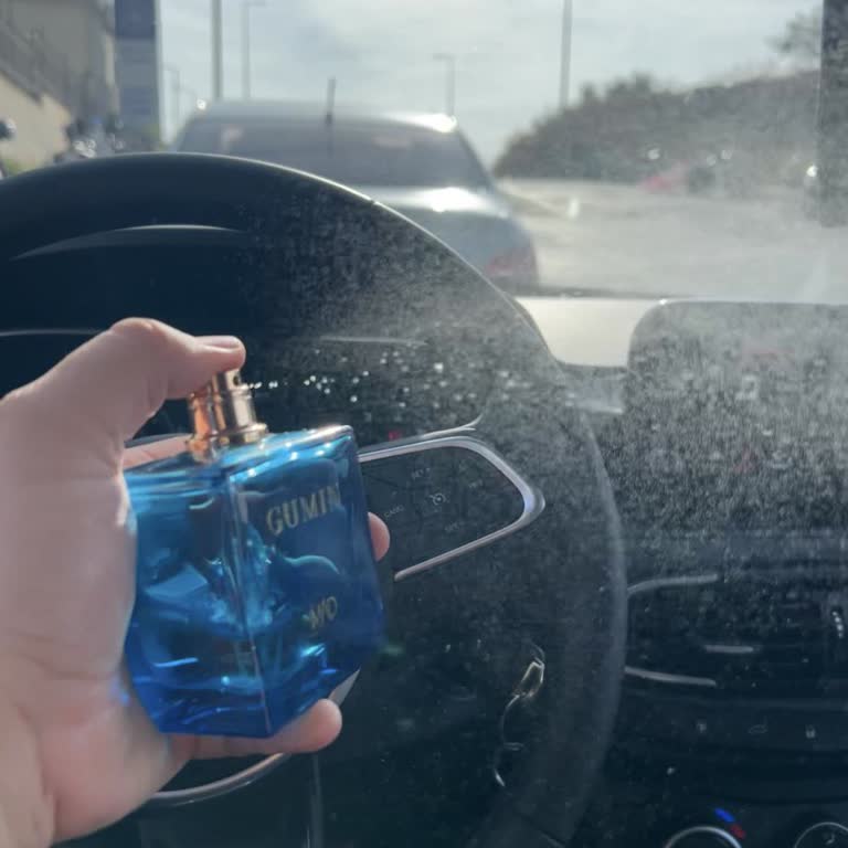 Bozuk Parfüm Başlığına Mağazada İlgisiz Yaklaşım Ve Değişim Sorunu