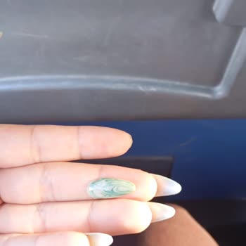 Behka Nail Studio Sürekli Tekrarlanan Tırnak İşlemi Sorunları Ve İlgisiz Hizmet!