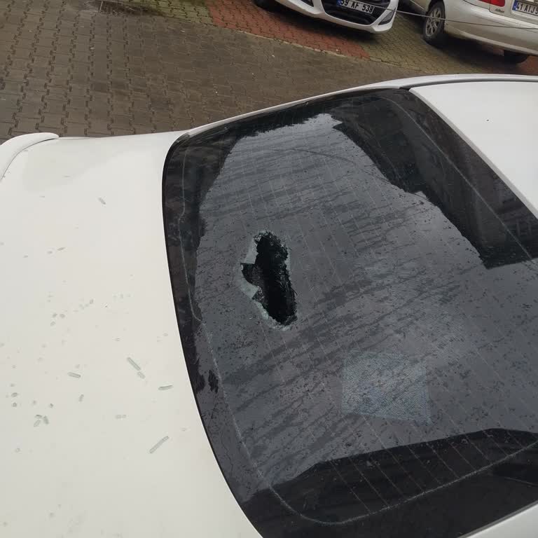 Kasko Poliçemde Cam Değişiminde Eksik Ödeme Ve Yetersiz Bilgilendirme Mağduriyeti