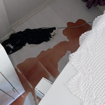 Arçelik Derin Dondurucu Evimi Su Bastı Parkelerim Mahvoldu