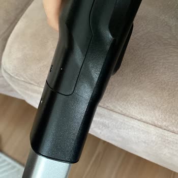 Philips SpeedPro Max Dikey Süpürgede Tekrarlayan Boru Kırılması Ve Yetersiz Servis Desteği