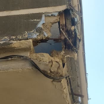 Belediye Altyapı Çalışması Sonrası Balkonda Oluşan Hasara Çözüm Bekliyorum