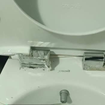 Creavit Klozet Menteşe Kırık, Rezervuar Conta Su Kaçırıyor