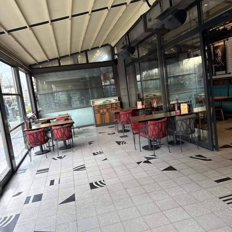 Hastane Restoranında Hijyen Ve Servis Skandalı: Güvenimiz Sarsıldı