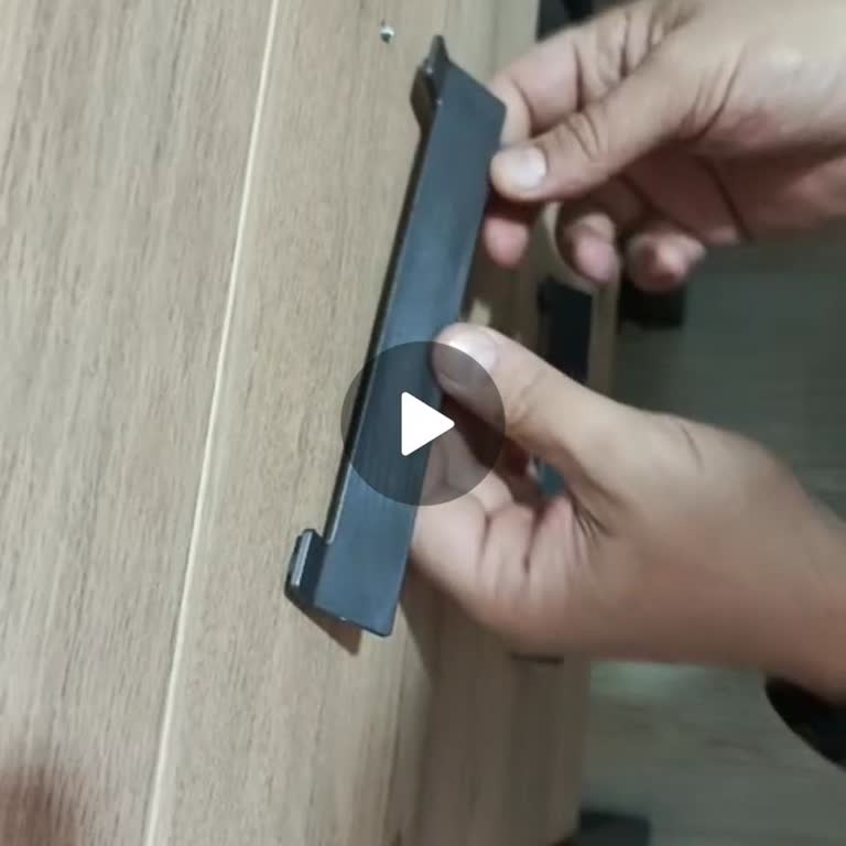 Genç Odası Takımında Kısa Sürede Kulplarda Renk Atma Sorunu