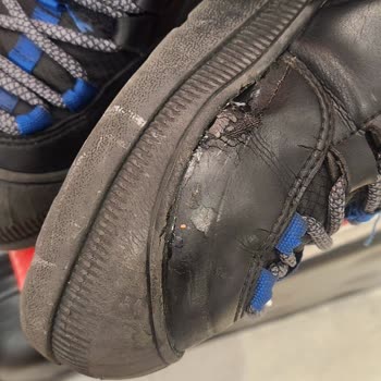 Lumberjack Çocuk Botu İlk Ayda Parçalandı, Değişim Talebim Reddedildi