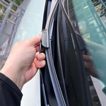 Sıfır Alınan Sileceğin Garanti Kapsamına Alınmaması Ve Çözüm Sunulmaması