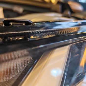 Yeni Alınan Araçta Tekrarlayan Far Buğulanması Ve Servis İlgisizliği