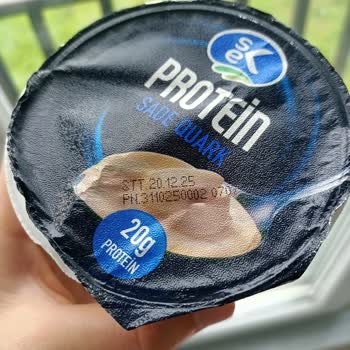 Son Kullanma Tarihi Geçmemiş Quark Yoğurt Küflenmiş Çıktı