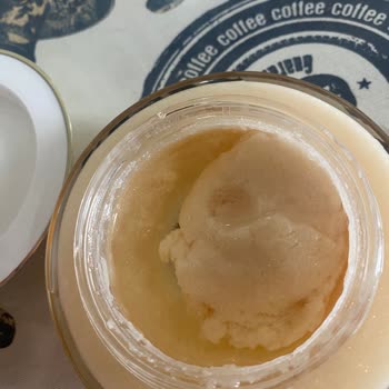 Aldığım Dior Ürününün İçinden Sıvı Yağ Gibi Akıntı Çıktı Formu Bozulmuştu