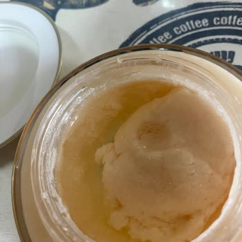 Aldığım Dior Ürününün İçinden Sıvı Yağ Gibi Akıntı Çıktı Formu Bozulmuştu