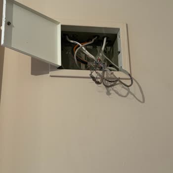 Kurulum Ekibinin Saygısız Davranışı Ve Güvenlik Riski Yaratan Eksik Hizmet