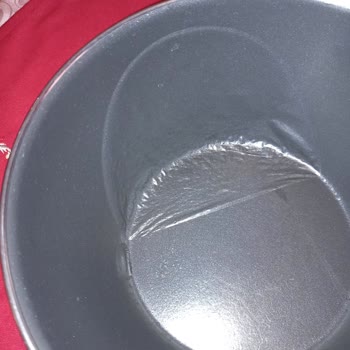 İlk Kullanımda Tencerede Kabarma Oluştu, Ürün Değişimi Talebi