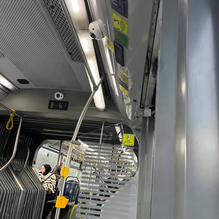 HS2 Hattındaki Otobüslerde Bakımsızlık Ve Konforsuzluk Sorunu