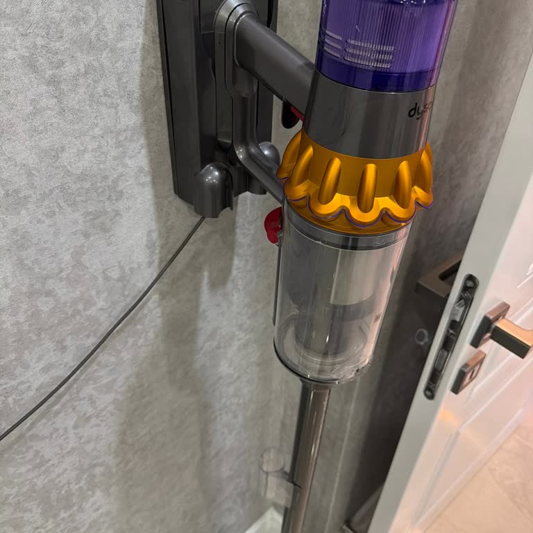 Dyson V15 Süpürge Batarya Sorunu Ve Yetersiz Müşteri Hizmeti