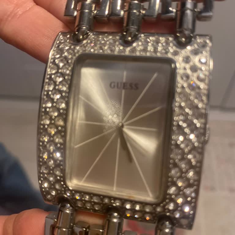 Yeni Alınan Guess Saatte Buğulanma Ve Müşteri Hizmetlerine Ulaşamama Sorunu