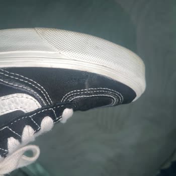 Koray Spor İki Ayda Yırtılan Ayakkabı Ve Cevapsız Müşteri Hizmetleri