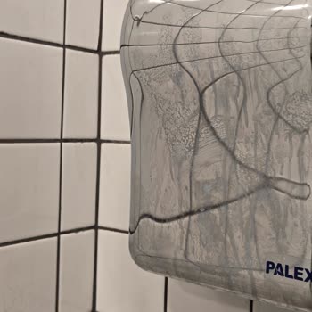 Burger King Güneşevler Şubesi Tuvaletlerinde Hijyen Ve Bakım Sorunu