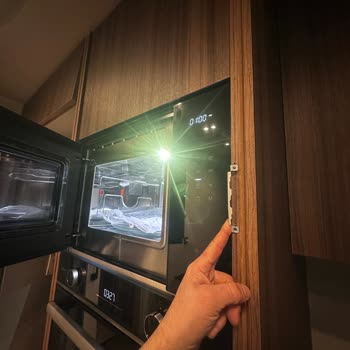 Bosch Yetkili Servis Montajında Mobilyama Zarar Ve Saygısız Davranış