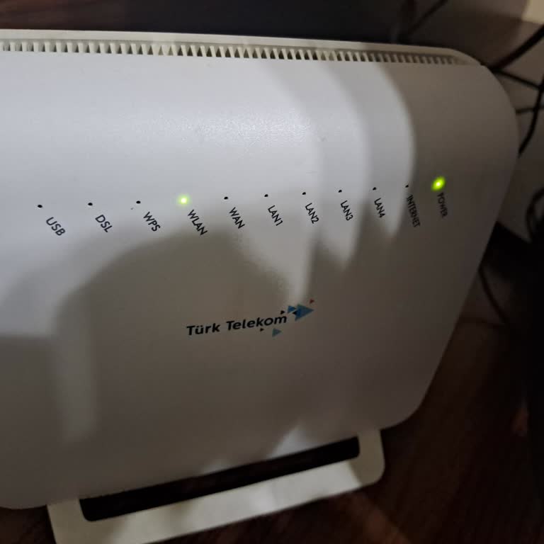 İnternet Arızası Nedeniyle İşim Aksıyor, Acil Çözüm Bekliyorum!